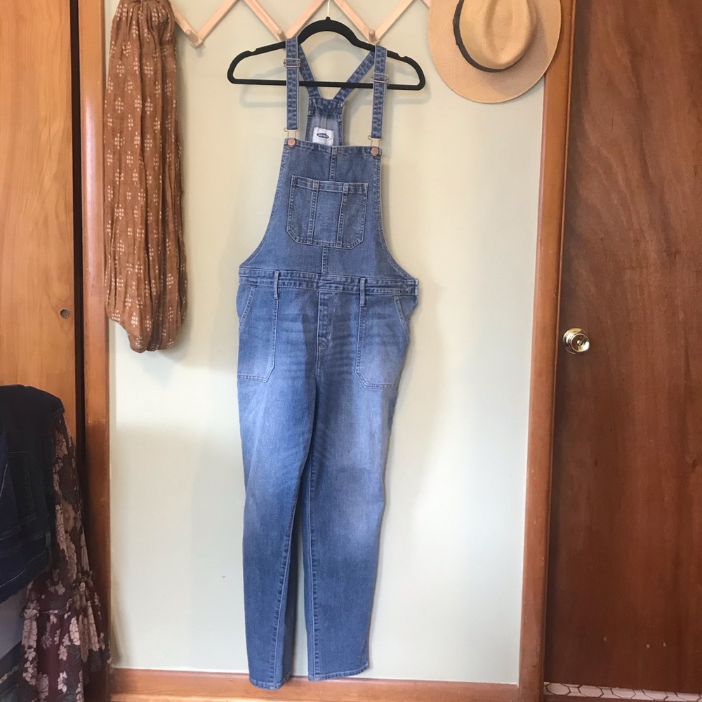 Old navy straight leg overalls